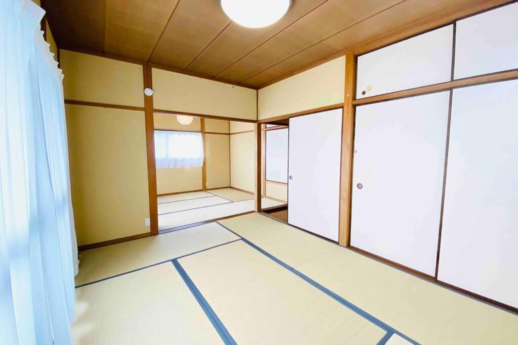 Willa 48坪！道後温泉付近駐車場有り清潔さと設備の充実さが高評価 大切な家族仲間と広々とくつろげます Matsuyama  Zewnętrze zdjęcie